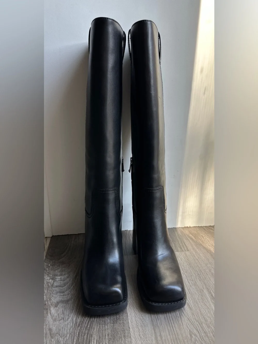 MICHAEL KORS Houston Leather Block Heel Boot US 8 $295